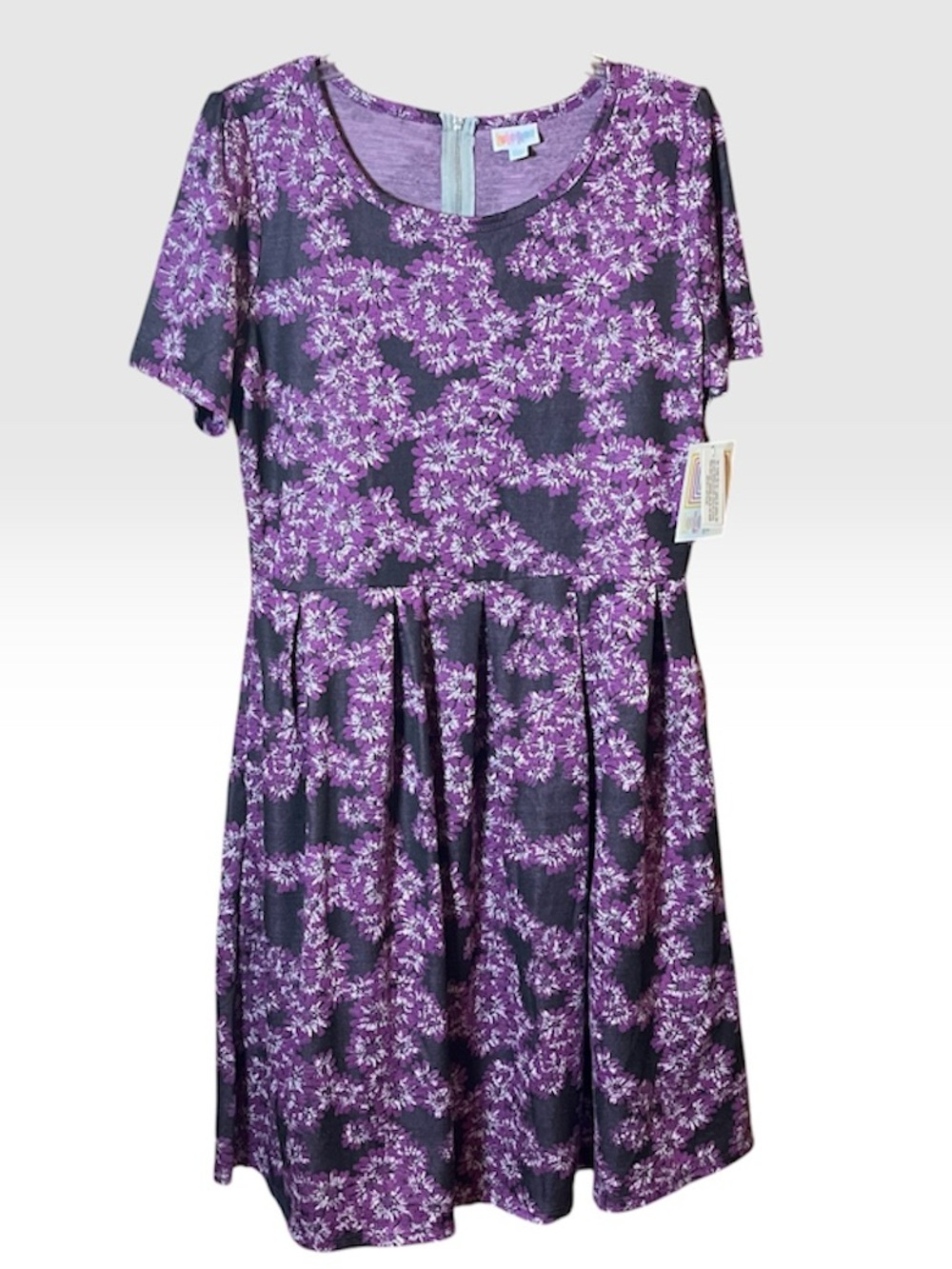 LuLaRoe Amelia Dress Purple Floral Short Sleeve Dress  feminine defined pockets